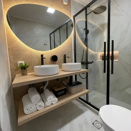 Euphoria And Apartament
